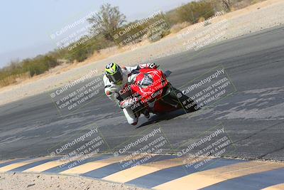 media/Mar-28-2022-Superbike Trackdays (Mon) [[b8603d0f67]]/Open Track Time/Turn 3 Inside/